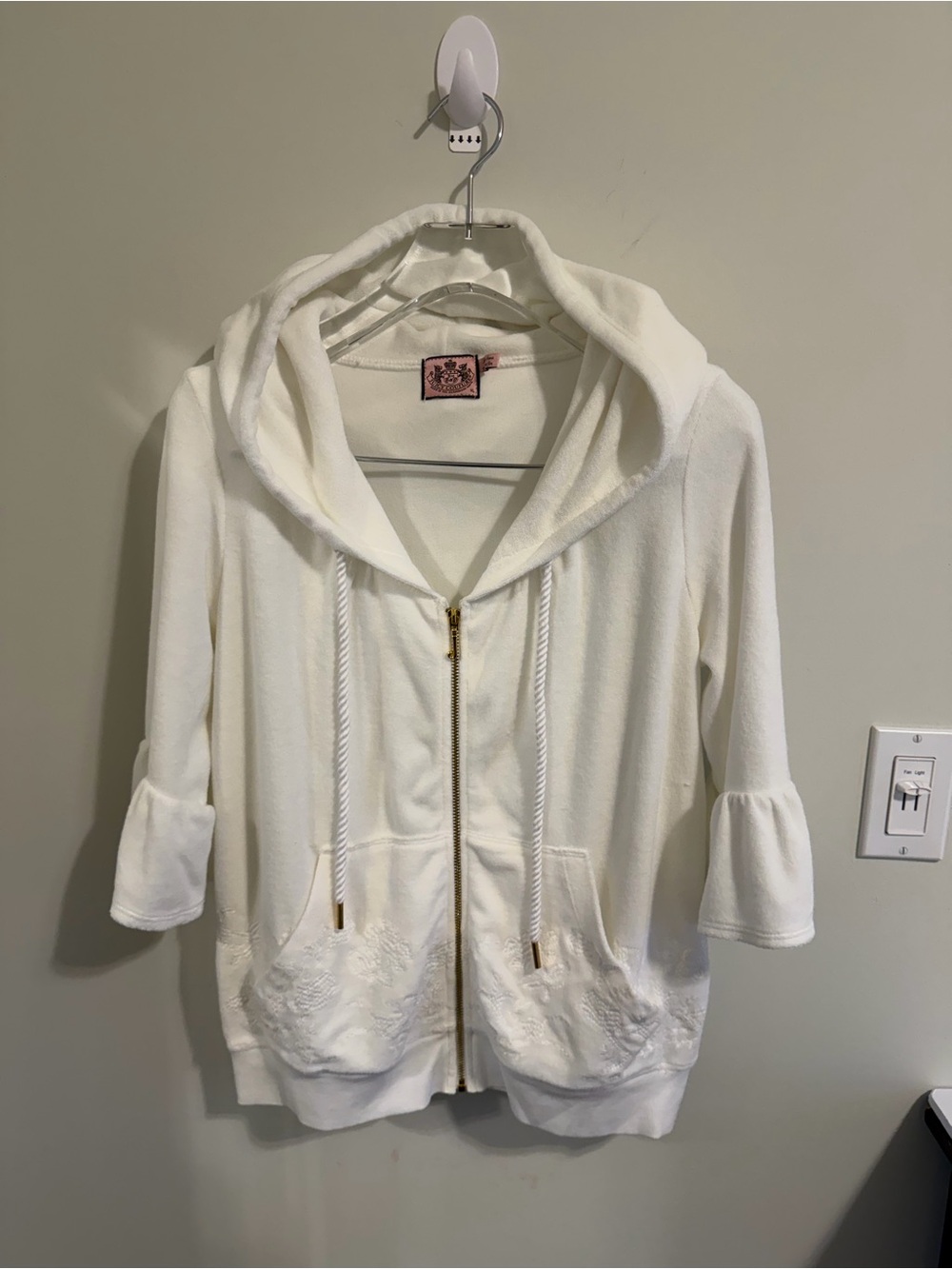 Vintage Juicy Couture White Velour Ruffle Sleeve Embroidered Full-Zip Hoodie